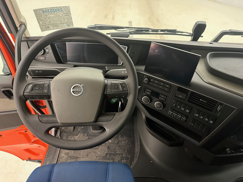 Xe đầu kéo Volvo FH 500 Globetrotter: hình 8 Xe đầu kéo Volvo FH 500 Globetrotter: hình 8