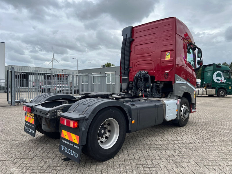 Volvo FH13.420 Globetrotter - ADR - Xe đầu kéo: hình 4 Volvo FH13.420 Globetrotter - ADR - Xe đầu kéo: hình 4