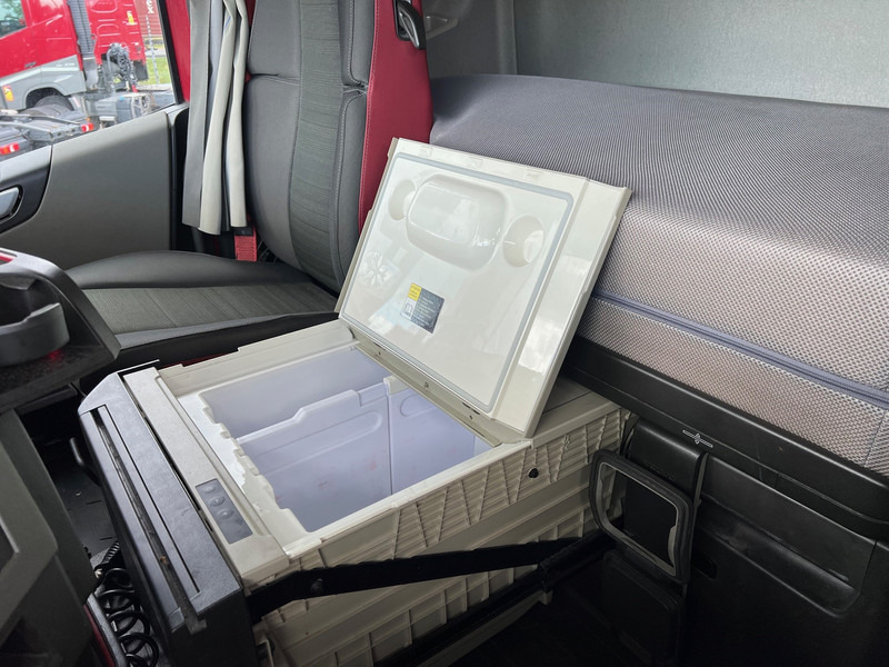 Xe đầu kéo Volvo FH13.420 Globetrotter - ADR: hình 11