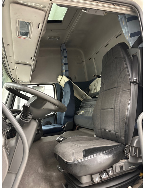 Xe đầu kéo Volvo FM 450: hình 9