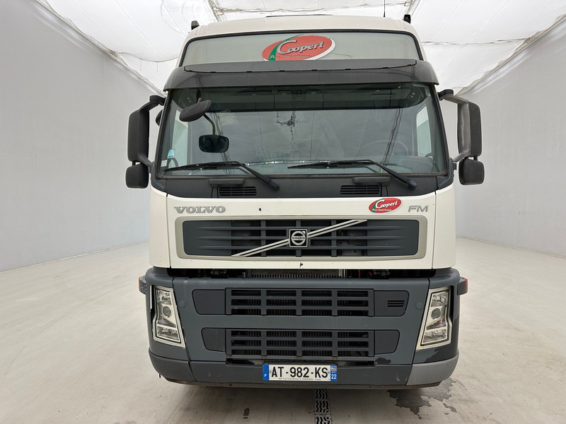 Volvo FM 450 - Xe đầu kéo: hình 2 Volvo FM 450 - Xe đầu kéo: hình 2
