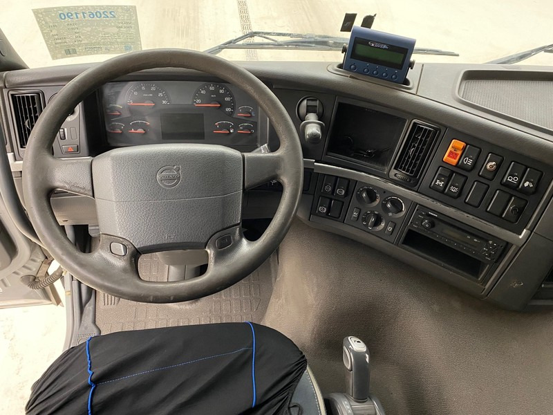 Xe đầu kéo Volvo FMX 460 - 6x4 - ADR: hình 10