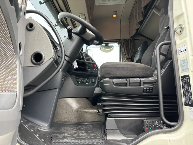 DAF XF 510 Spacecab Euro 6 Retarder - Xe tải thùng mui bạt: hình 5 DAF XF 510 Spacecab Euro 6 Retarder - Xe tải thùng mui bạt: hình 5