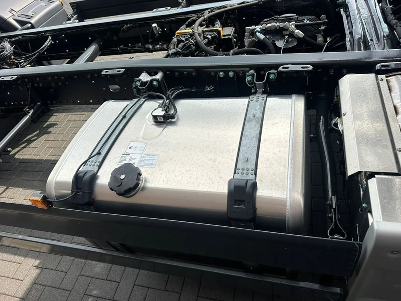 Xe tải khung gầm mới MAN TGS 26.520 6X2H-4 BL CH HYDRO DRIVE CHASSIS CABINE (NIEUW): hình 14