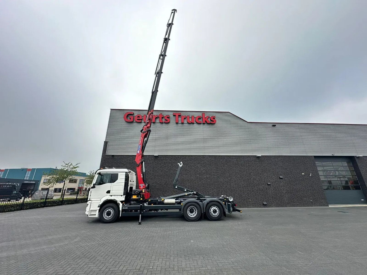 MAN TGS 26.520 6X4H-4 BL NEW MODEL + MEILLER HAAKARM - Xe tải nâng móc, Xe cẩu tự hành: hình 3 MAN TGS 26.520 6X4H-4 BL NEW MODEL + MEILLER HAAKARM - Xe tải nâng móc, Xe cẩu tự hành: hình 3