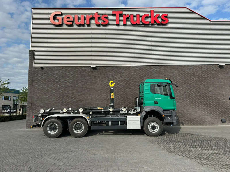 MAN TGS 33.480 6X6 HYVA LIFT 26-55-S HAAKARM / ABROLLKIPPER/ HOOKLIFT (NIEUWE/ NEU/ NEW) - Xe tải nâng móc: hình 4 MAN TGS 33.480 6X6 HYVA LIFT 26-55-S HAAKARM / ABROLLKIPPER/ HOOKLIFT (NIEUWE/ NEU/ NEW) - Xe tải nâng móc: hình 4