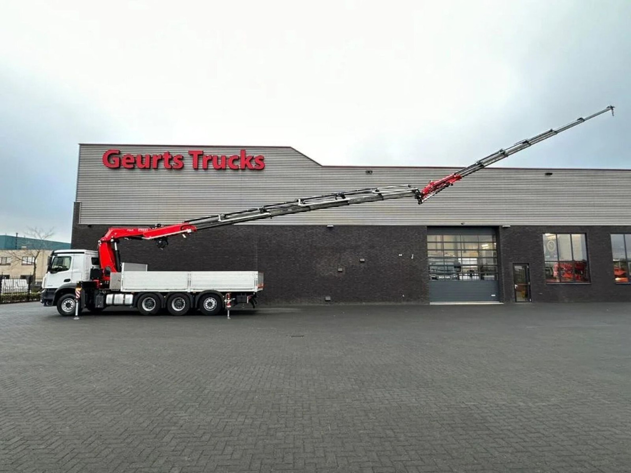 Mercedes-Benz Arocs 3646 L 8X4 + FASSI F545RA.2.26 XE-DYNAMIC - Xe cẩu tự hành: hình 4 Mercedes-Benz Arocs 3646 L 8X4 + FASSI F545RA.2.26 XE-DYNAMIC - Xe cẩu tự hành: hình 4