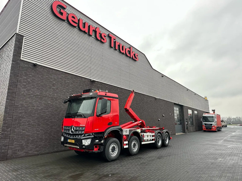 Mercedes-Benz Arocs 8X4 VDL S-30-6600 HAAKARMSYSTEEM/ABROLLKIPPER/HOOKLIFT - Xe tải hệ thống cáp: hình 2 Mercedes-Benz Arocs 8X4 VDL S-30-6600 HAAKARMSYSTEEM/ABROLLKIPPER/HOOKLIFT - Xe tải hệ thống cáp: hình 2