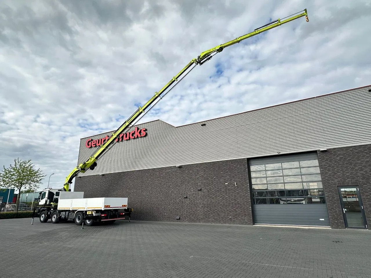 Renault C460 8X4 + HIAB X-HIPRO 548 E-7 MET JIB KRAAN / - Xe cẩu tự hành: hình 3 Renault C460 8X4 + HIAB X-HIPRO 548 E-7 MET JIB KRAAN / - Xe cẩu tự hành: hình 3