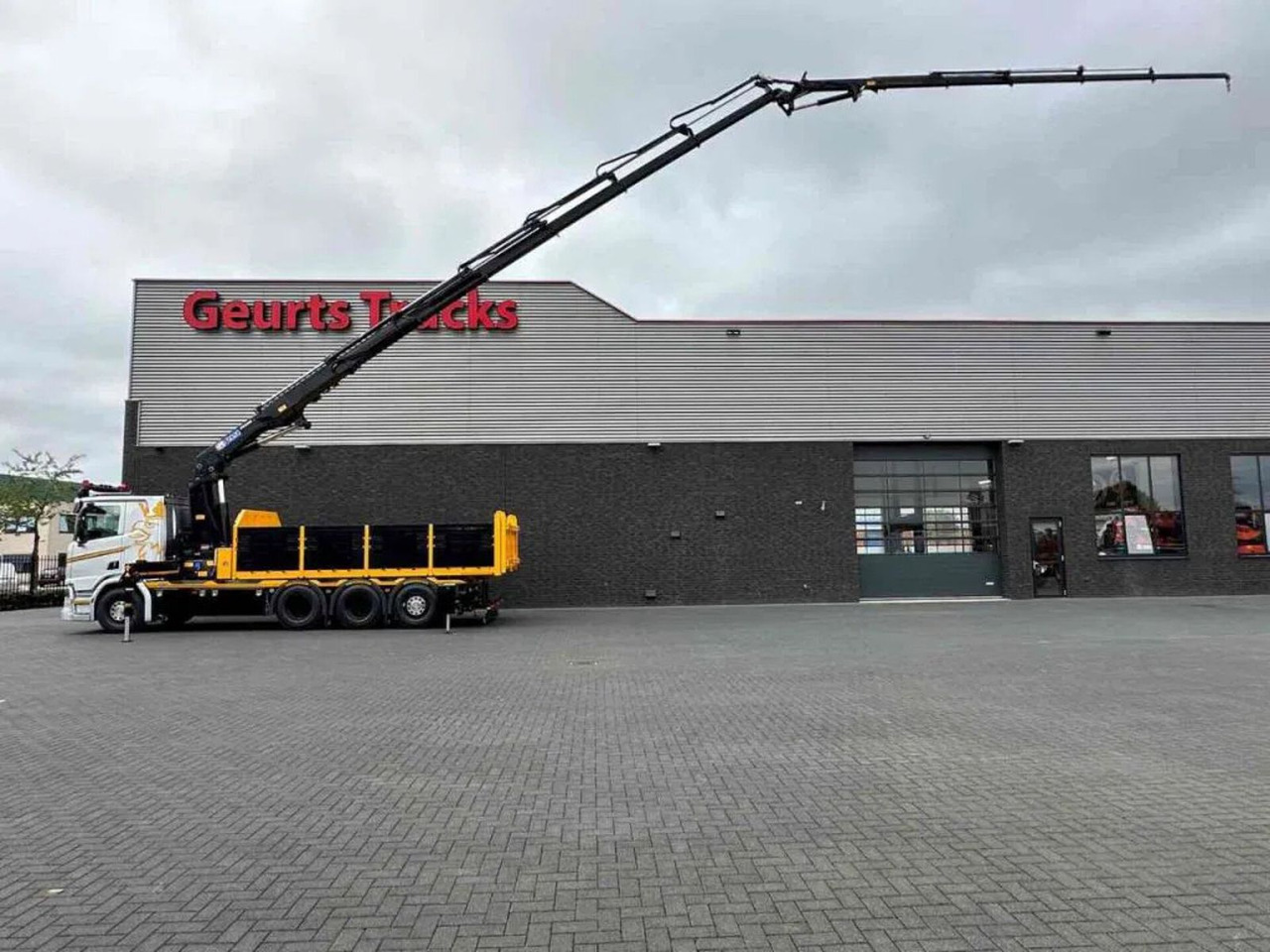 Scania R530 V8 NGS 8X4 TRIDEM MET HYVA 2Z KIPPER + HMF - Xe ben, Xe cẩu tự hành: hình 2 Scania R530 V8 NGS 8X4 TRIDEM MET HYVA 2Z KIPPER + HMF - Xe ben, Xe cẩu tự hành: hình 2