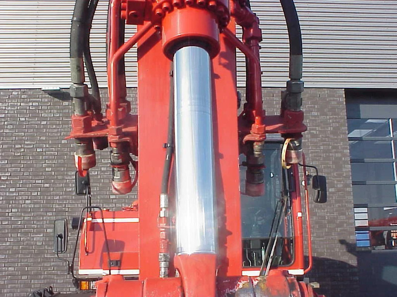 Terex TW 160 SR RAILWAY EXAVATOR - Máy xúc bánh lốp: hình 4 Terex TW 160 SR RAILWAY EXAVATOR - Máy xúc bánh lốp: hình 4