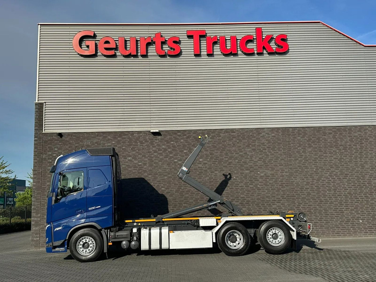 Volvo FH 500 6X2 VDL S-21-6400 HAAKARM / ABROLLKIPPER/ - Xe tải nâng móc: hình 1 Volvo FH 500 6X2 VDL S-21-6400 HAAKARM / ABROLLKIPPER/ - Xe tải nâng móc: hình 1