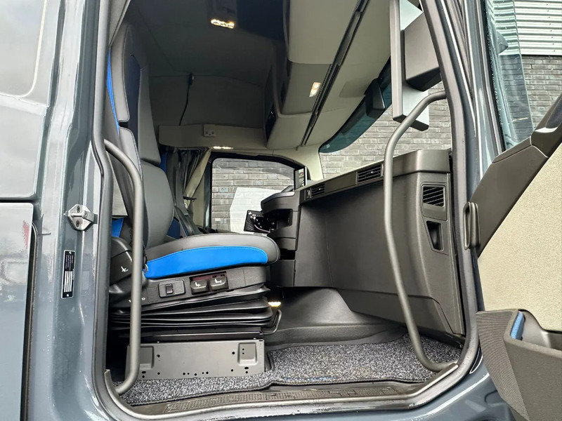 Xe tải nâng móc Volvo FH 540 8X2 TRIPLE VDL S30-6700 HAAKARMSYSTEEM / ABROLLKIPPER / HOOKLIFT: hình 14