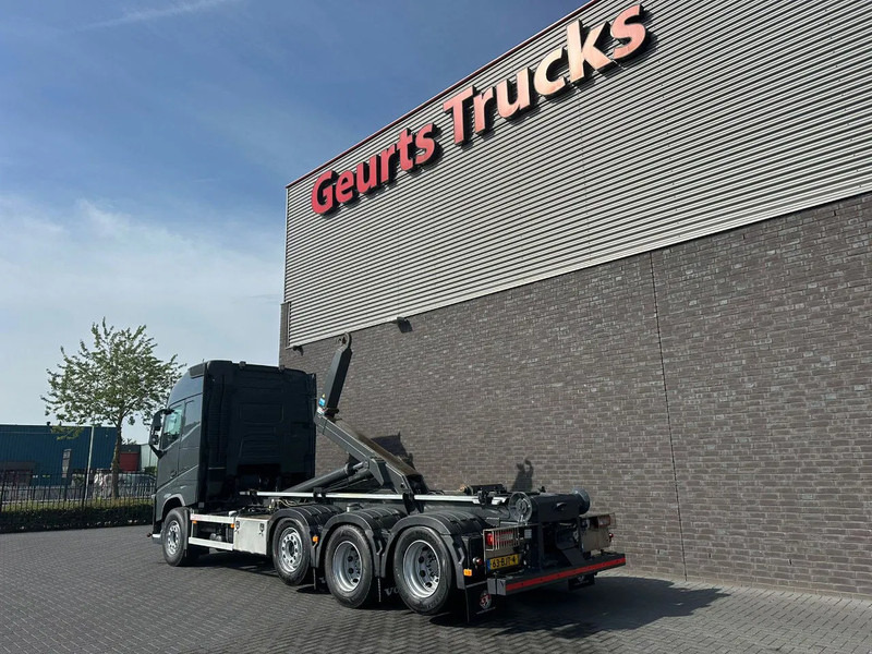 Volvo FH 540 8X2 TRIPLE VDL S30-6700 HAAKARMSYSTEEM / ABROLLKIPPER / HOOKLIFT - Xe tải nâng móc: hình 3 Volvo FH 540 8X2 TRIPLE VDL S30-6700 HAAKARMSYSTEEM / ABROLLKIPPER / HOOKLIFT - Xe tải nâng móc: hình 3