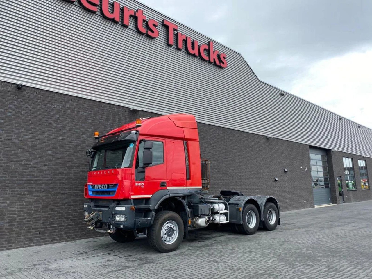 Iveco Trakker 560 SIVI 6X6 HEAVY DUTY PRIME MOVER 275 - Xe đầu kéo: hình 2 Iveco Trakker 560 SIVI 6X6 HEAVY DUTY PRIME MOVER 275 - Xe đầu kéo: hình 2