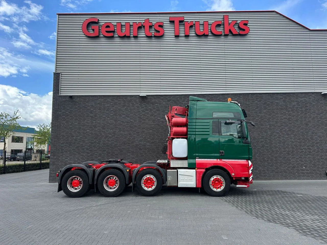 MAN TGX 41.640 8X4/4 BBS HEAVY DUTY TRACTOR 500 TONS - Xe đầu kéo: hình 4 MAN TGX 41.640 8X4/4 BBS HEAVY DUTY TRACTOR 500 TONS - Xe đầu kéo: hình 4