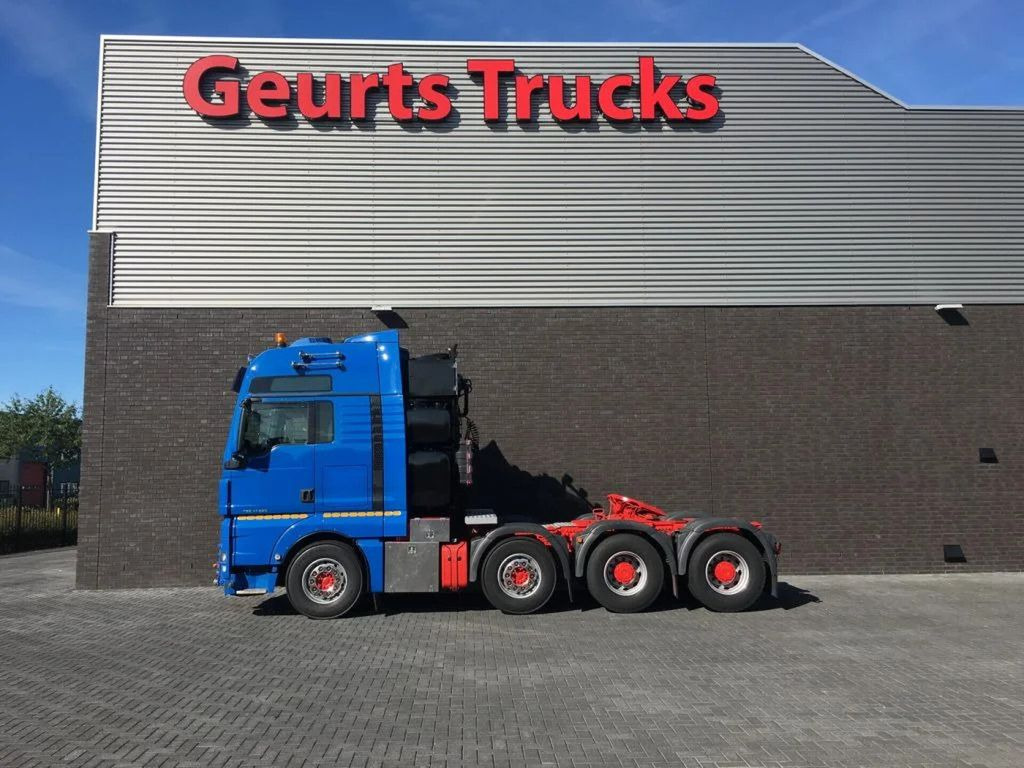MAN TGX 41.680 V8 8X4 HEAVY DUTY TRACTOR 250 TONS - Xe đầu kéo: hình 1 MAN TGX 41.680 V8 8X4 HEAVY DUTY TRACTOR 250 TONS - Xe đầu kéo: hình 1