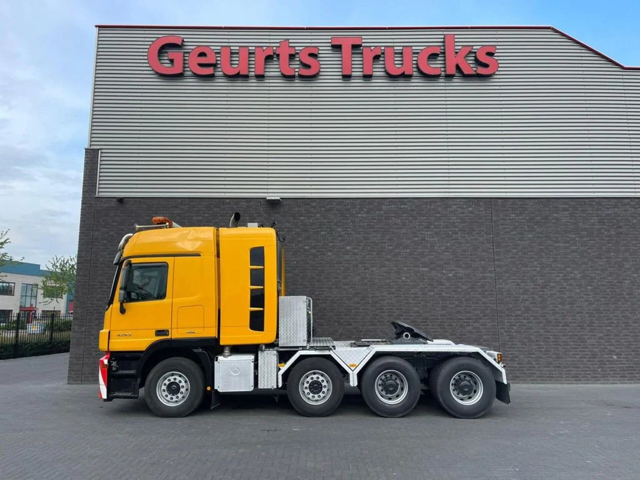 Mercedes-Benz Actros 4165 V8 8X4 SLT TITAN HEAVY DUTY TRACTOR/ - Xe đầu kéo: hình 1 Mercedes-Benz Actros 4165 V8 8X4 SLT TITAN HEAVY DUTY TRACTOR/ - Xe đầu kéo: hình 1