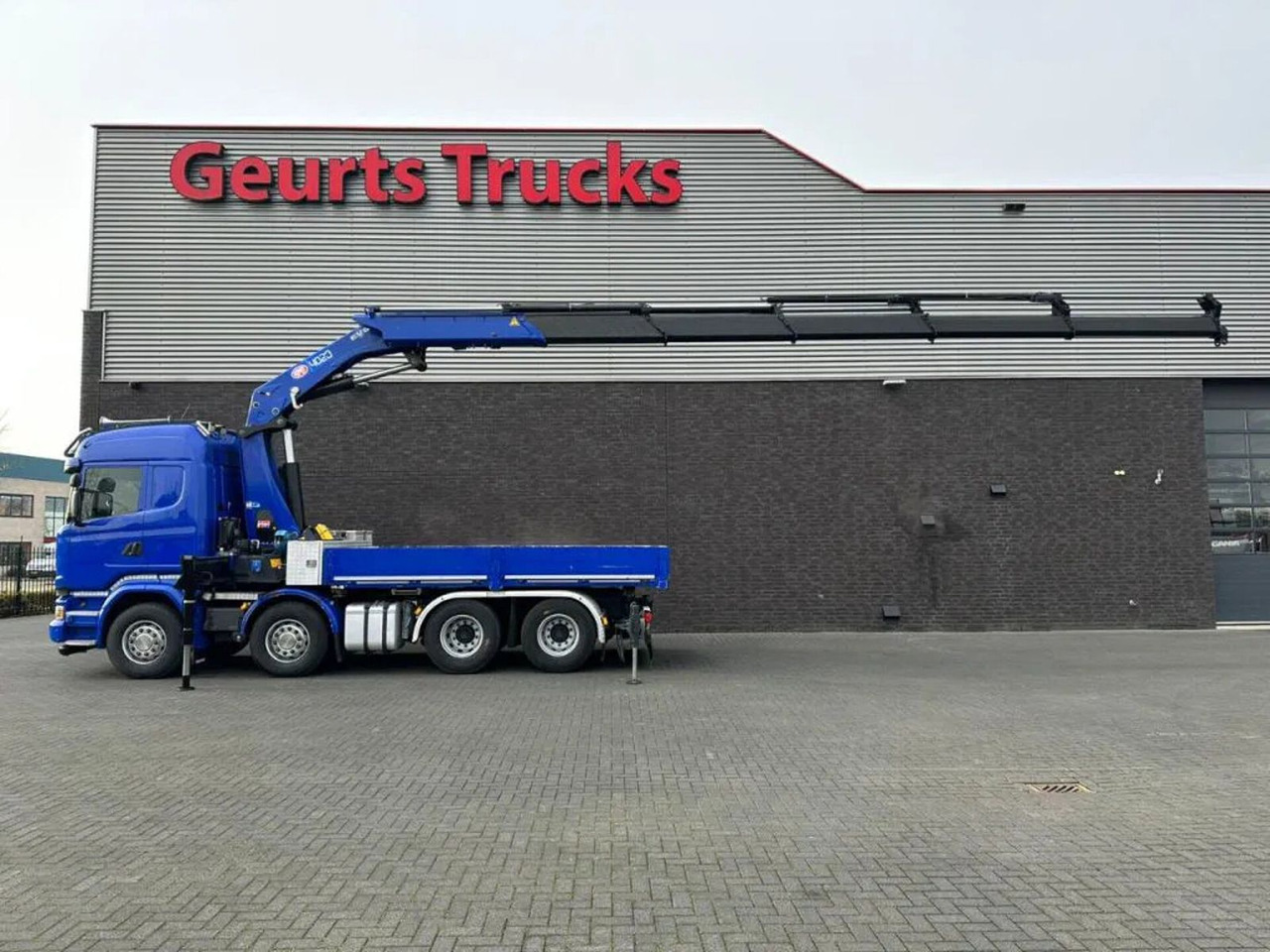 Xe đầu kéo Scania R580 V8 8X4 TREKKER-BAKWAGEN COMBI + HMF 4020-K5: hình 1