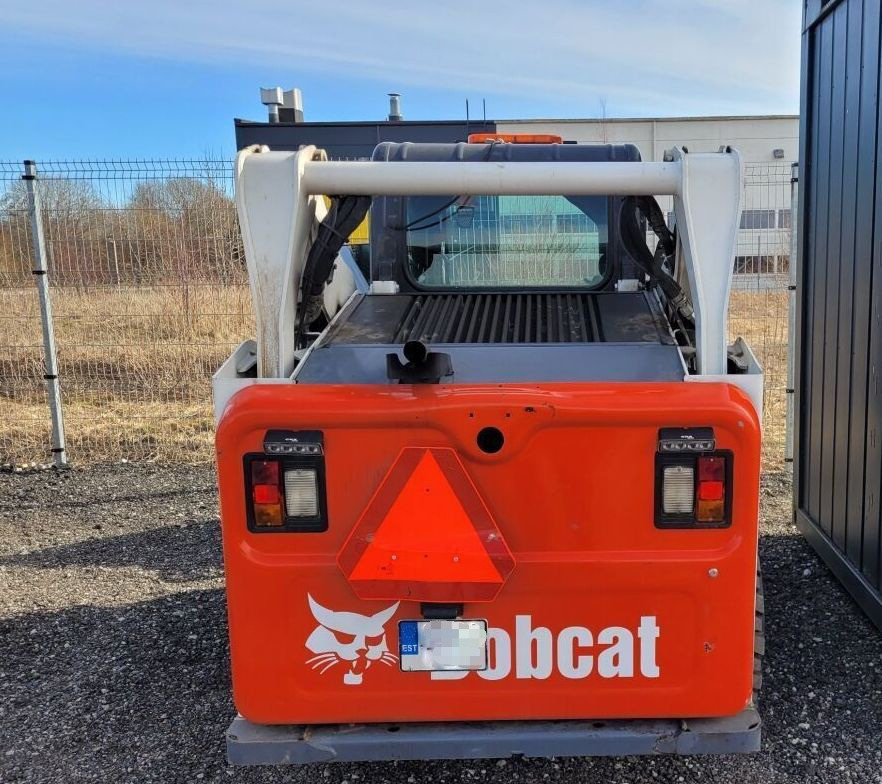 BOBCAT S530 - Máy xúc lật đa năng: hình 3 BOBCAT S530 - Máy xúc lật đa năng: hình 3