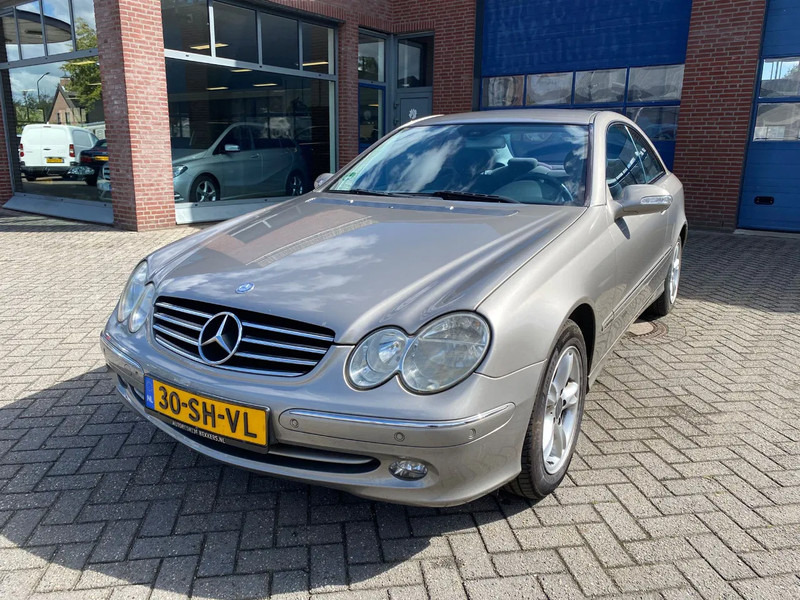Mercedes-Benz CLK-Klasse C 200 KOMP. Autom. - Xe hơi: hình 5 Mercedes-Benz CLK-Klasse C 200 KOMP. Autom. - Xe hơi: hình 5