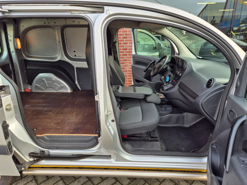 Mercedes-Benz Ctan 109 CDI 3 zitplaatsen - Xe van nhỏ gọn: hình 5 Mercedes-Benz Ctan 109 CDI 3 zitplaatsen - Xe van nhỏ gọn: hình 5