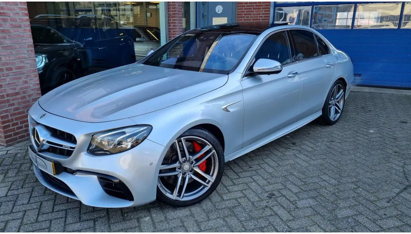 Mercedes-Benz E-Klasse 63 S, 4 Matic AMG..... Premium plus. - Sedan: hình 2 Mercedes-Benz E-Klasse 63 S, 4 Matic AMG..... Premium plus. - Sedan: hình 2