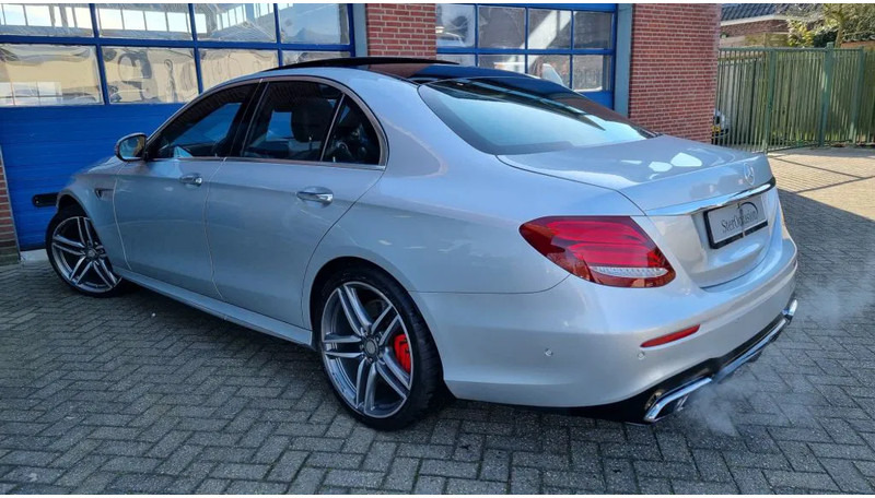 Mercedes-Benz E-Klasse 63 S, 4 Matic AMG..... Premium plus. - Sedan: hình 4 Mercedes-Benz E-Klasse 63 S, 4 Matic AMG..... Premium plus. - Sedan: hình 4