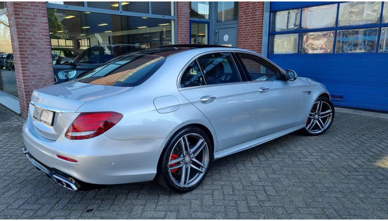 Mercedes-Benz E-Klasse 63 S, 4 Matic AMG..... Premium plus. - Xe hơi: hình 3 Mercedes-Benz E-Klasse 63 S, 4 Matic AMG..... Premium plus. - Xe hơi: hình 3