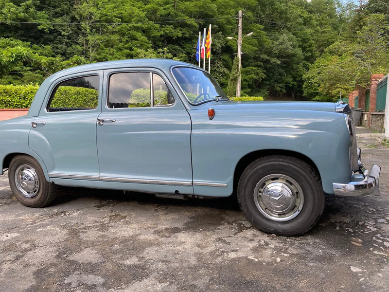 Mercedes-Benz ponton geheel gerestaureerd 180 - Xe hơi: hình 4 Mercedes-Benz ponton geheel gerestaureerd 180 - Xe hơi: hình 4