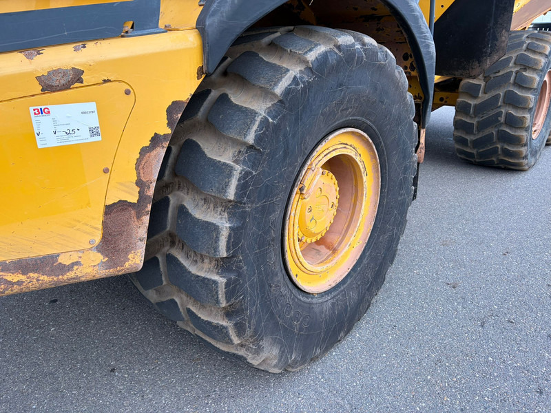 Xe ben đổ có khớp nối BELL B30E: hình 10 Xe ben đổ có khớp nối BELL B30E: hình 10