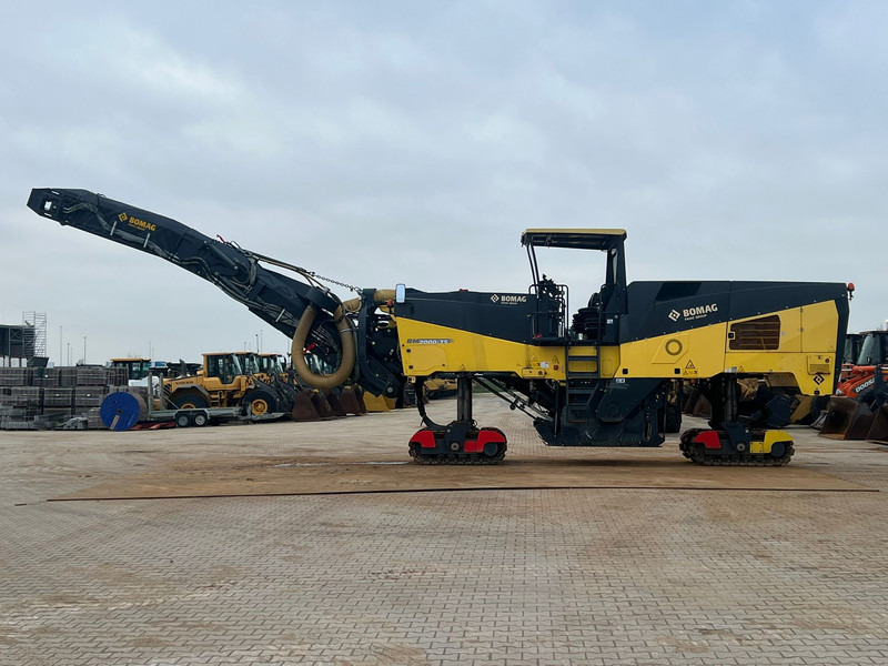 Bomag BM2000/75 Cold Planer - Máy nhựa đường: hình 2 Bomag BM2000/75 Cold Planer - Máy nhựa đường: hình 2