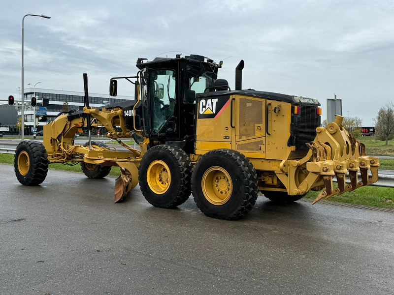Caterpillar 140M - Máy san: hình 3 Caterpillar 140M - Máy san: hình 3