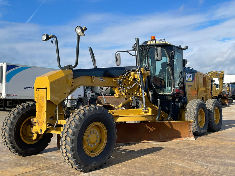 Caterpillar 140M2 - Máy san: hình 2 Caterpillar 140M2 - Máy san: hình 2