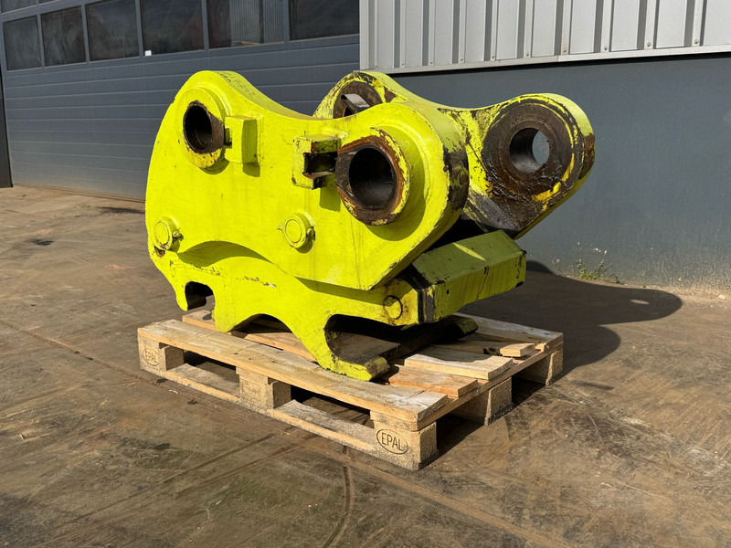 Caterpillar 352F Miller Pin-On Quick Coupler - Bộ ghép nhanh: hình 1 Caterpillar 352F Miller Pin-On Quick Coupler - Bộ ghép nhanh: hình 1