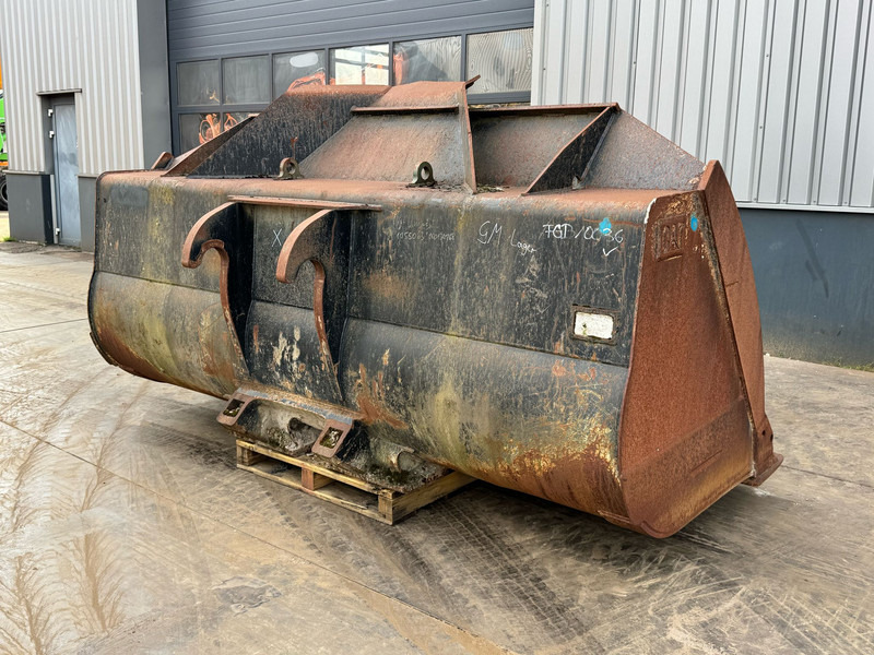 Caterpillar 966M Bucket 4.4 m3 - Gầu: hình 5 Caterpillar 966M Bucket 4.4 m3 - Gầu: hình 5