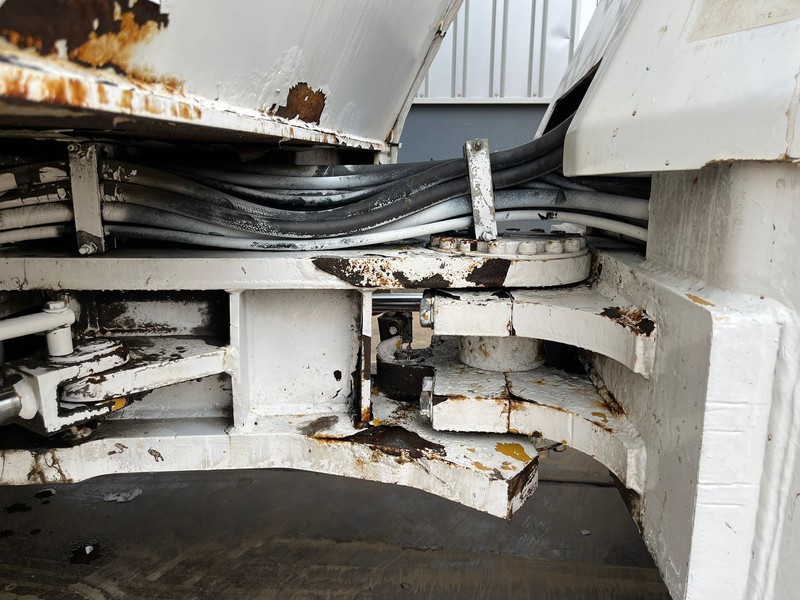 Máy lăn Caterpillar CB534D CE / EPA: hình 8