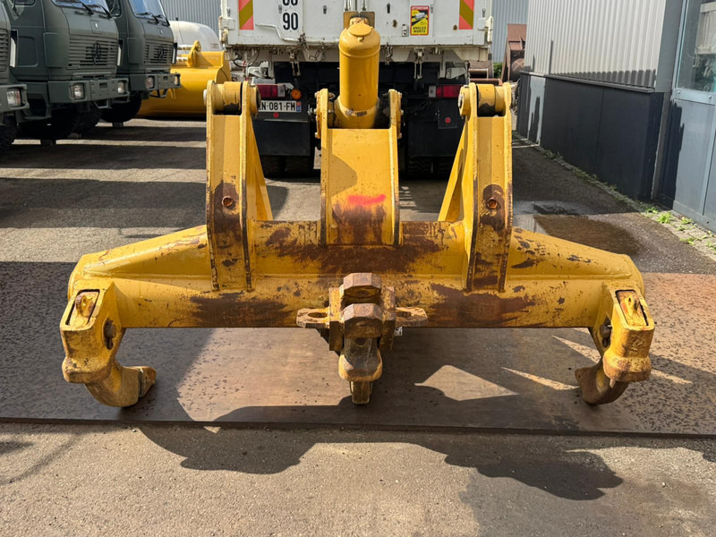 Caterpillar D6R Ripper - Cần xé: hình 4 Caterpillar D6R Ripper - Cần xé: hình 4