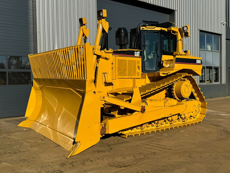 Caterpillar D8R - Máy ủi: hình 2 Caterpillar D8R - Máy ủi: hình 2