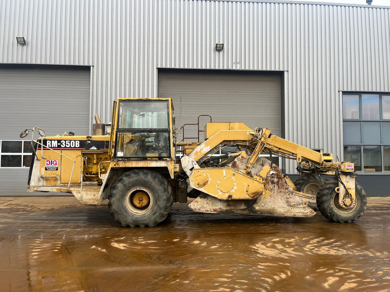 Caterpillar RM350 B - Máy san nền đất: hình 1 Caterpillar RM350 B - Máy san nền đất: hình 1