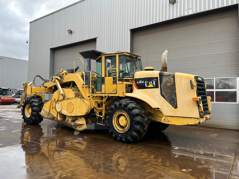 Caterpillar RM500 - Máy san nền đất: hình 5 Caterpillar RM500 - Máy san nền đất: hình 5