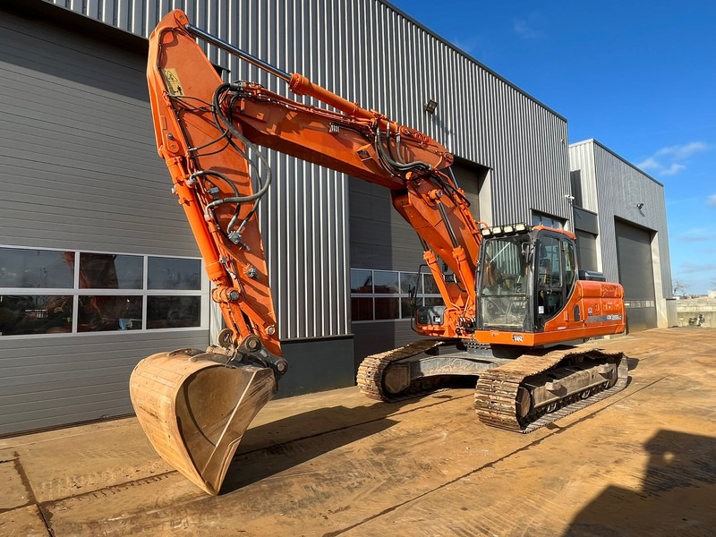 Doosan DX255LC-3 - Máy xúc bánh xích: hình 2 Doosan DX255LC-3 - Máy xúc bánh xích: hình 2