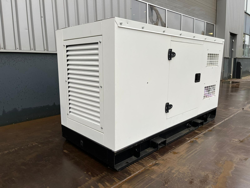 Giga power 37.5KVA Closed Set LT-W30GF - Bộ phát điện: hình 5 Giga power 37.5KVA Closed Set LT-W30GF - Bộ phát điện: hình 5