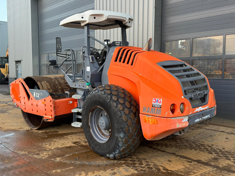 Hamm H13i VIO - Máy lăn: hình 3 Hamm H13i VIO - Máy lăn: hình 3