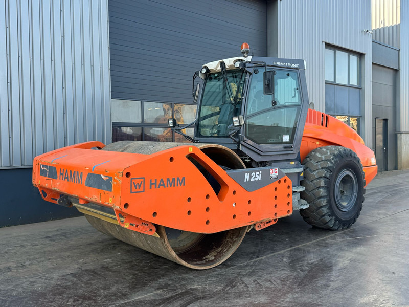 Hamm H25i - Máy lăn: hình 2 Hamm H25i - Máy lăn: hình 2