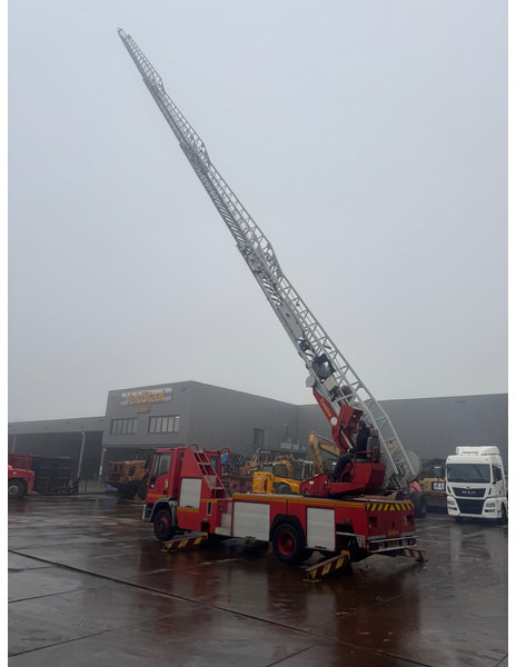 Xe tải cứu hỏa Iveco 130E23 4x2 Firetruck: hình 9 Xe tải cứu hỏa Iveco 130E23 4x2 Firetruck: hình 9