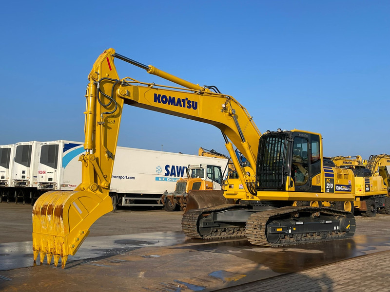 Komatsu PC210LC-10MO - Máy xúc bánh xích: hình 2 Komatsu PC210LC-10MO - Máy xúc bánh xích: hình 2