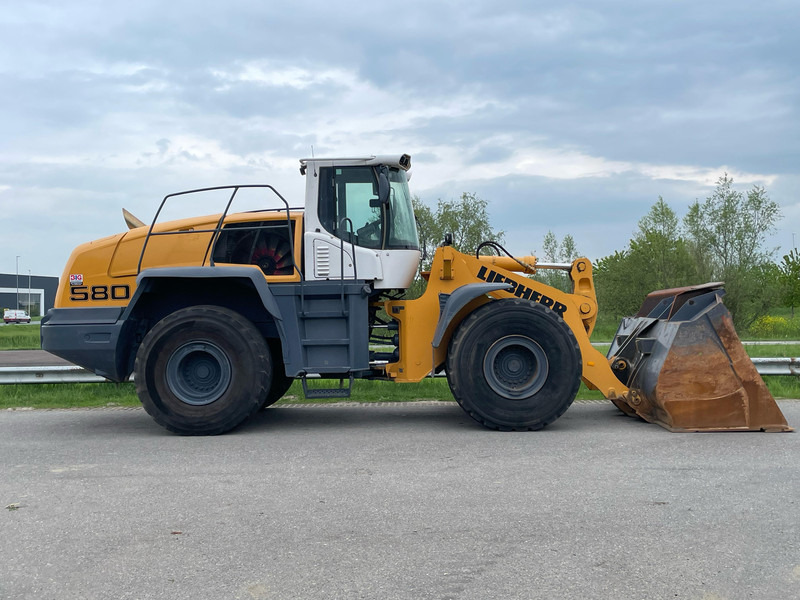 Liebherr L580 - Máy xúc lật bánh lốp: hình 5 Liebherr L580 - Máy xúc lật bánh lốp: hình 5