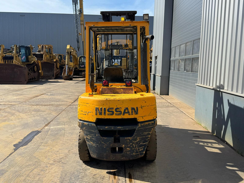 Nissan WGF03A45U - Xe nâng: hình 3 Nissan WGF03A45U - Xe nâng: hình 3