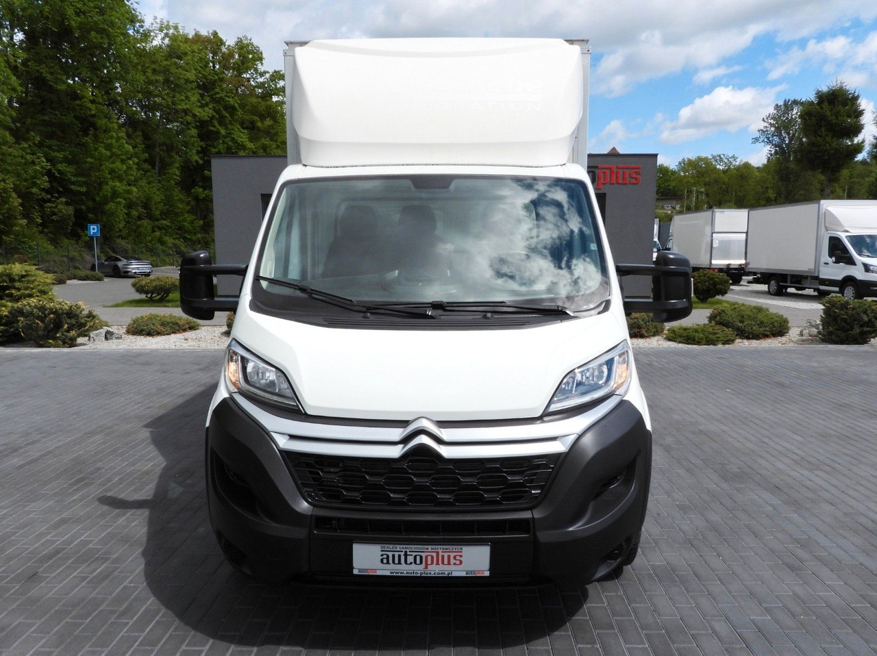 Citroën JUMPER KOFFER AUFZUG 8 PALETTEN TEMPOMAT NAVI Citroën JUMPER KOFFER AUFZUG 8 PALETTEN TEMPOMAT NAVI - Xe tải nhỏ thùng kín: hình 5 Citroën JUMPER KOFFER AUFZUG 8 PALETTEN TEMPOMAT NAVI Citroën JUMPER KOFFER AUFZUG 8 PALETTEN TEMPOMAT NAVI - Xe tải nhỏ thùng kín: hình 5